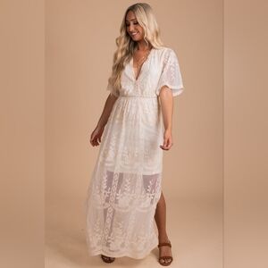 Haute Monde Cream Lace Boho Maxi Dress. Medium.